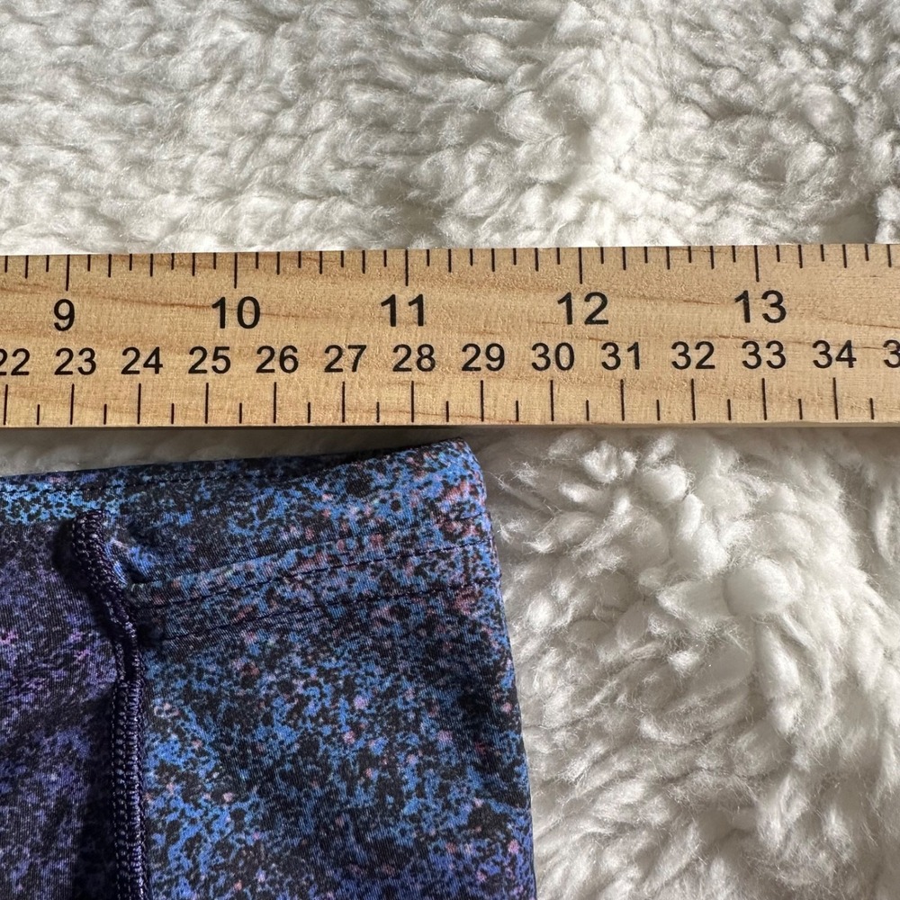 Lululemon Speed Up Tight 28" High-Rise Leggings Galaxy Theme - Size 4 - Picture 8 of 10
